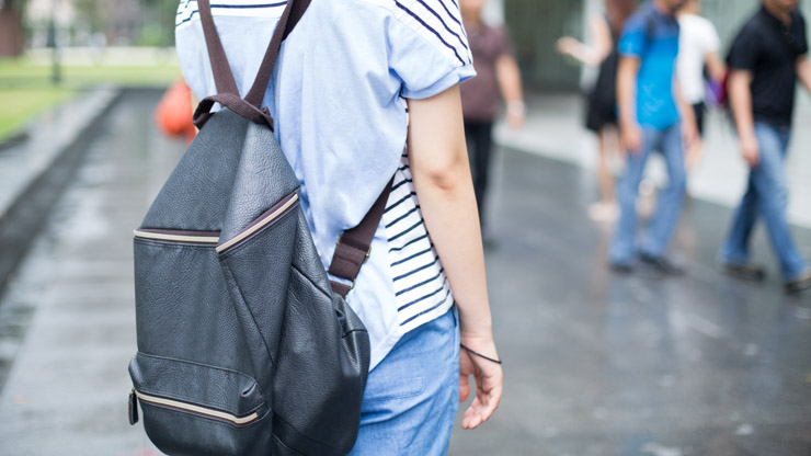 SHENTONISTA-Hye_Rim-Tourist-Korea-Cap_Korea-Tshirt_Korea-Pants-Korea_Shoes-Adidas-Bag_Online-August-26-2013-August-26-2013-UNIFORM-4