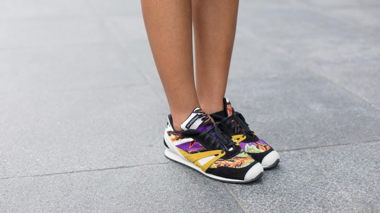 SHENTONISTA-Laurie-Booker_Model_Agency_Paris-French_Caribbean-Top_New_Look-Skirt_Maje-Bag_Balenciaga-Shoes_Balenciaga-Earrings_ASOS-September-20-2013-September-20-2013-UNIFORM-4.jp_