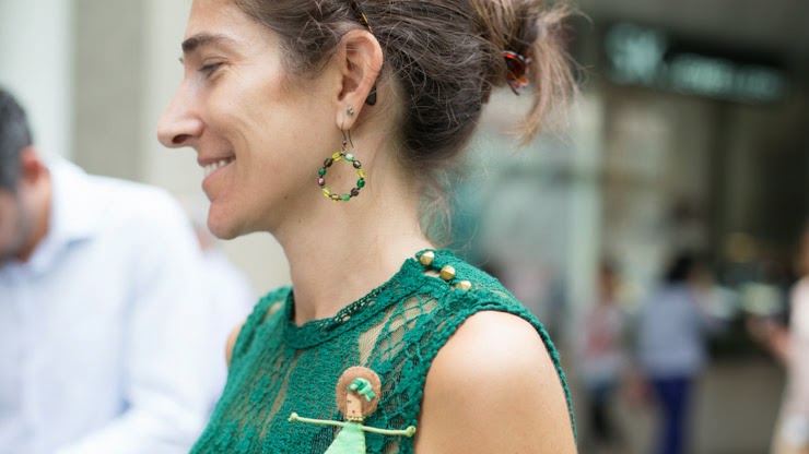 SHENTONISTA-Teresa-Housewife-Spain-Dress_Spain-Bag_Misako-Watch_Breil-Brooch_Handmade-September-20-2013-September-20-2013-UNIFORM-3