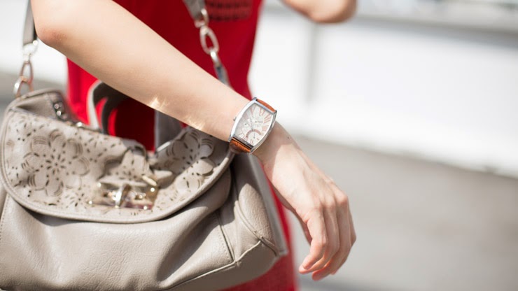 SHENTONISTA-Xueling-Personal_Banker-Singapore-Dress_Bangkok-Bag_New_Look-Watch_Guess-September-20-2013-September-20-2013-UNIFORM-3