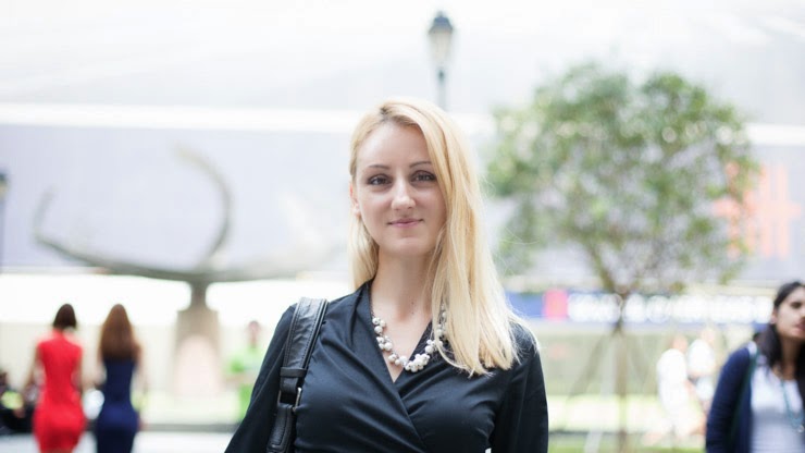 SHENTONISTA-Zornitza-Marketing-Bulgaria-Top_Banana_Republic-Bottom_Bulgaria-Shoes_Nine_West-Bag_Kenneth_Cole-Necklace_USA-September-20-2013-September-20-2013-UNIFORM-5