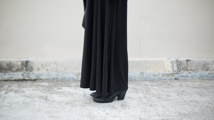 SHENTONISTA-Cherie-Student-Necklace_AMENLabel-Shirt_Pants_Taobao-Shoes_H-amp-M-Pants_Bangkok-October-18-2013-October-18-2013-UNIFORM