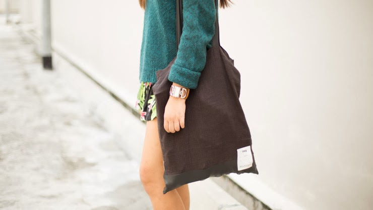 SHENTONISTA-Olivia-Communications-Singapore-Top_H_-amp-_M-Shorts_Unknown-Shoes_Muji-Bag_iNG-Watch_Karen_Millen-Necklace_H_-amp-_M-November-1-2013-November-01-2013-UNIFORM-4