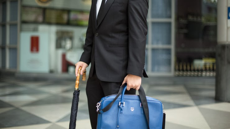 SHENTONISTA-Denny-Lawyer-Singapore-Shirt_Ben_Sherman-Blazer_Tailored-Pants_Tailored-Watch_Uniformwares-Shoes_Prada-Bag_MCM-Umbrella_France-November-4-252C-2013-November-04-252C-201