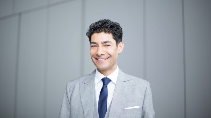 SHENTONISTA-Jaan-Fragrance-England-Suit_Tailored-Shirt_England-Watch_Longines-Tie_England-061213-UNIFORM-5