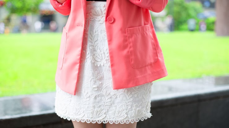 SHENTONISTA-Jia-Banking-Singapore-Top_H-2526M-Blazer_H-2526M-Skirt_Zara-Shoes_Primark-Wallet_Taiwan_Bracelet_Thailand-061213-UNIFORM-3