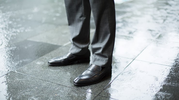 SHENTONISTA-Zia-Finance-Bangladesh-Suit_Paul_Smith-Shirt_Raoul-Tie_TM_Lewin-Pocket_Square_TM_Lewin-Watch_Rolex-November-4-2013-November-04-2013-UNIFORM-6