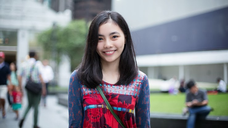 SHENTONISTA-Alvina-Student-Singapore-Dress_Desigual-Shoes_Tods-Bag_Prada-061213-UNIFORM-3