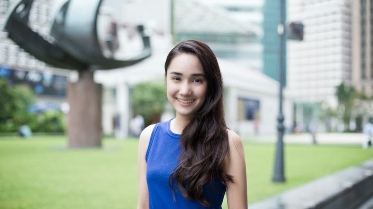 SHENTONISTA-Amanda-Banking-Singapore-Skirt_-amp-_Other_Stories-Shoes_Stradivarius-Watch_Uniform_Wares-061213-UNIFORM-7