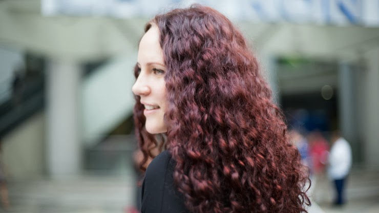 SHENTONISTA-Elena-Assistant_Shipping_Broker-Russia-Top_Zara-Cardigan_Mphosis-Jeans_Bebe-Watch_Balmain-Bag_Guess-January-10-2014-100114-UNIFORM-7