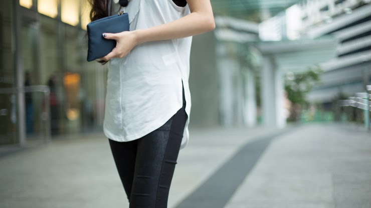 SHENTONISTA-Kathleen-Auditor-Singapore-Top_H-2526M-Bottom_Far_East_Plaza-Shoes_Gift-Wallet_Prada-Necklace_Bangkok-061213-UNIFORM-3