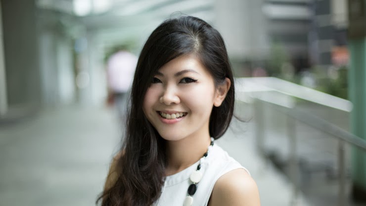 SHENTONISTA-Kathleen-Auditor-Singapore-Top_H-2526M-Bottom_Far_East_Plaza-Shoes_Gift-Wallet_Prada-Necklace_Bangkok-061213-UNIFORM-6