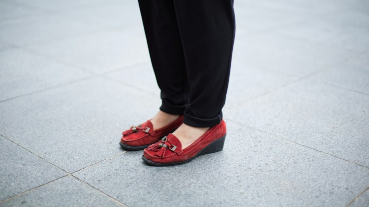 SHENTONISTA-Alexis-Lawyer-Singapore-Top_American_Apparel-Blazer_Thifted-Bag_Mulberry-January-10-2014-100114-UNIFORM-2