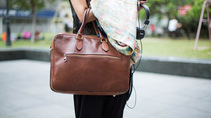 SHENTONISTA-Alexis-Lawyer-Singapore-Top_American_Apparel-Blazer_Thifted-Bag_Mulberry-January-10-2014-100114-UNIFORM-3