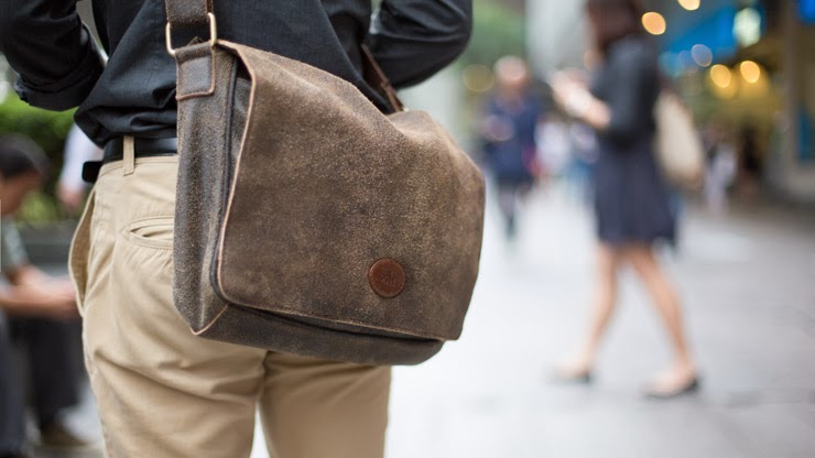 SHENTONISTA-Douglas-Nil-Singapore-Shirt_H-amp-M-Pants_Overseas-Bag_London-Shoes_Clarks-Glasses_Ray_Ban-January-24-2014-240114-UNIFORM-3