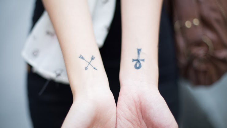 SHENTONISTA-Marianne-Student-Singapore-Top_Cotton_On-Jeans_Plac_Jeans-Scarf_Bangkok-Heels_New_Look-Bag_ASOS-January-14-2014-140114-UNIFORM-4