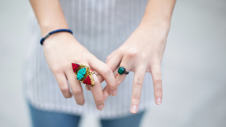 SHENTONISTA-Sharmaine-Creative_Manager-Singapore-Top_Mother-Pants_Pull_-amp-_Bear-Shoes_Camden_Market_UK-Ring_Lovisa-Ring_Arab_Street-January-10-2014-100114-UNIFORM-3