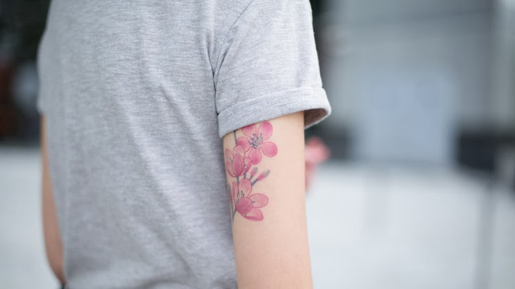 SHENTONISTA-Shermaine-Media-Malaysia-Dress_Uniqlo-Belt_H-amp-M-Shoes_Zara-Bag_Longchamp-Watch_Michael_Kors-Shades_Karen_Walker-January-14-2014-140114-UNIFORM-4