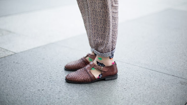 SHENTONISTA-Sibyl-Student-Singapore-Top_Bangkok-Pants_Bangkok-Bag_Japan-Shoes_Bali-Socks_China-Headband_Bangkok-Earrings_Bangkok-January-14-2014-140114-UNIFORM-2