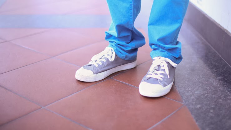 SHENTONISTA-Brandon-Actor-Teacher-Singapore-Shirt_Cotton_on-Pants_Uniqlo-Shoes_Muji-January-17-2014-170114-UNIFORM-2