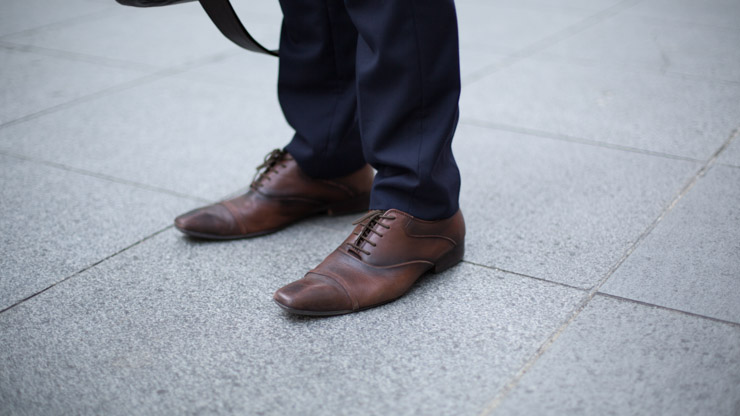 SHENTONISTA-Bryan-Insurance-Singapore-Entire_Suit_Tailored-Bag_Porter-January-24-2014-240114-UNIFORM-6