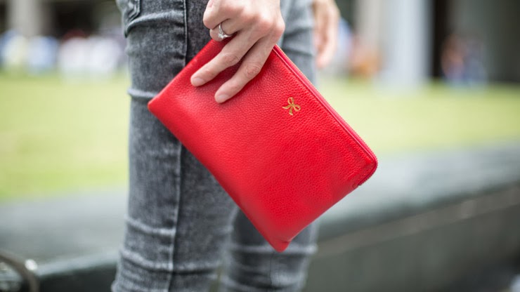 SHENTONISTA-Lanny-HR-Singapore-Top_Love_Bonito-Jeans_Lowrys_Farm-Shoes-Mitju-Clutch_Tangs-Watch_G_Shock-January-24-2014-240114-UNIFORM-3