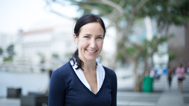 SHENTONISTA-Anna-Banking-Switzerland-Blouse_Massimo_Dutti-Sweater_Mango-Jeans_Pepe_Jeans-Shoes_Walder-Bag_Picard-Earrings_Gift-February-28-2014-280214-UNIFORM-5