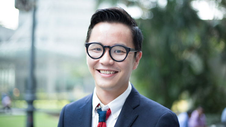 SHENTONISTA-Yong-Design_Director-Singapore-Shirt_Uniqlo-Pants_Uniqlo-Blazer_Uniqlo-Bag_Takeuchi_Shoten_Shoes_Church-E2-80-99s-Glasses_Ottica_Vascellari-April-9-2014-090414-UNIFORM-2