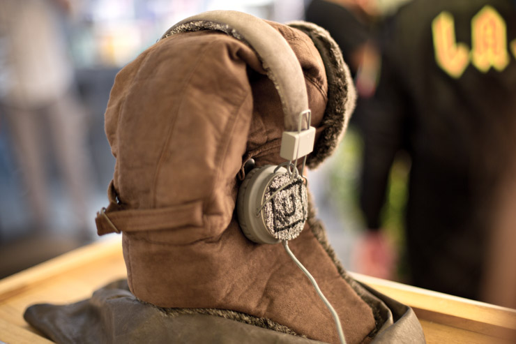 SHENTONISTA-Lomo_Exhibition-27062014-270614-UNIFORM-2