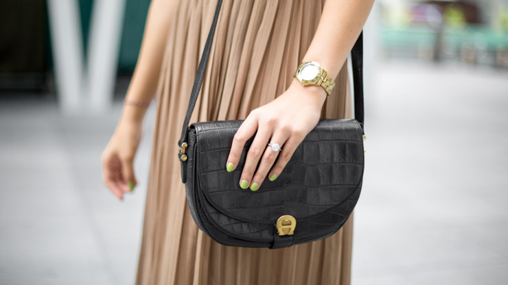 SHENTONISTA-In-Tan-Lecturer-Indonesia-Sunglasses_Ray-Ban-Top_Pull_-amp-_Bear-Belt_New-Look-Bag_Aigner-Watch_Marc_by_Marc_Jacobs-July-25-2014-250714-UNIFORM-3