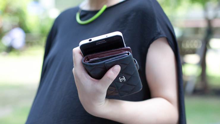 SHENTONISTA-Mintz-Advertising-China-Dress_and_pants_Taobao-Shoes_Shanghai-August-2B22-2C-2B2014-220814-UNIFORM-4