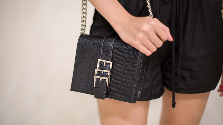 SHENTONISTA-Nicole-Top_Zara-Shorts_YoungHungryFree-Bag_TheScarletRoom-Shoes_Topshop-3