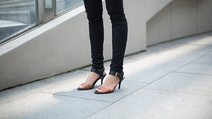 SHENTONISTA-Alicia-Brand-2BManager-Singapore-2BJacket_H-26M-Top_Al_Et_Clar-Pants_H-26M-Shoes_Topshop-12092014-120914-UNIFORM-3