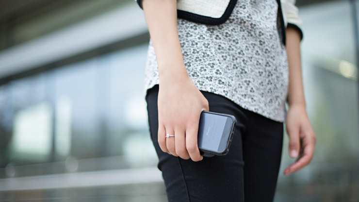 SHENTONISTA-Alicia-Brand-2BManager-Singapore-2BJacket_H-26M-Top_Al_Et_Clar-Pants_H-26M-Shoes_Topshop-12092014-120914-UNIFORM