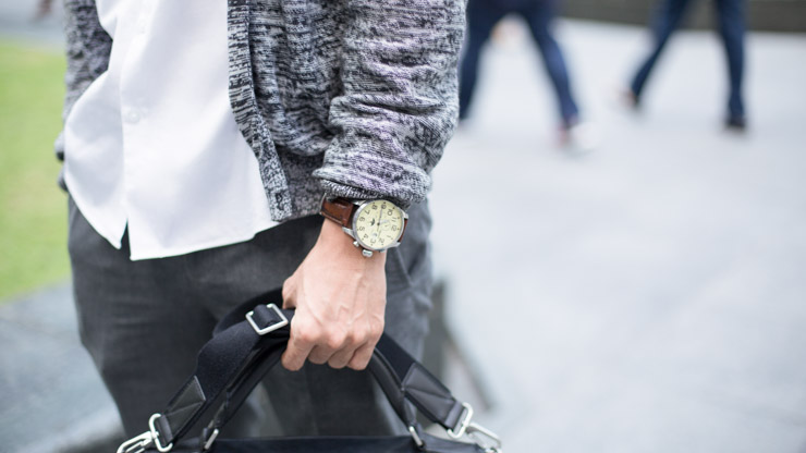 SHENTONISTA-Brett-Shanghai-Banking-Shirt_Topman-Cardigan_Topman-Pants_Topman-Bag_Marc_by_Marc_Jacobs-Watch_Ingeswell-121214-UNIFORM-3