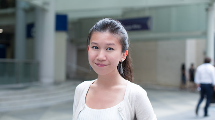 SHENTONISTA-Monica-Hospitality-Top_Bangkok-Skirt_Bangkok-Shoes_Stradivarius-Clutch_Bangkok-251114-UNIFORM