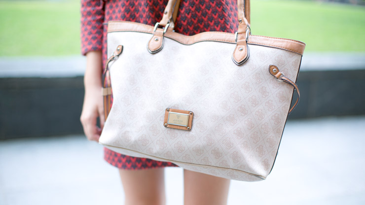 SHENTONISTA-Arina-Russia-Student-Dress_Russia-Bag_Guess-Shoes_Cotton_On-Watch_Russia-E2-80-93-2B5-2BDecember-2B2014-051214-UNIFORM-5