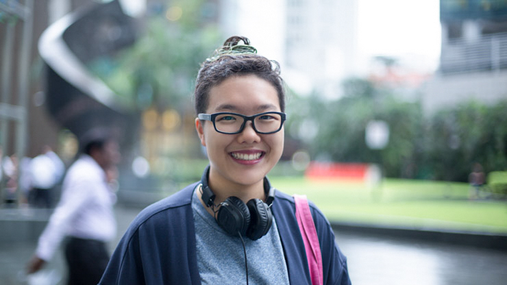 SHENTONISTA-Ashley-Singapore-Student-Coat_Sweden-Shirt_Uniqlo-Shorts_Uniqlo-Bag_Rome-Shoes_Cathay-080115-UNIFORM-4