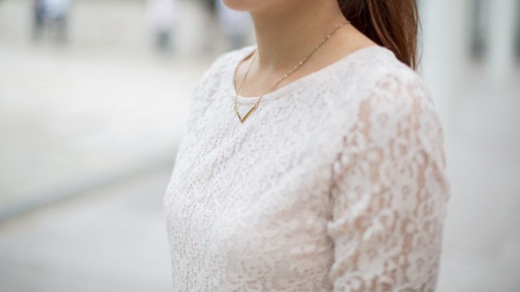 SHENTONISTA-Cheryl-Singapore-Advertising-Top_H-26M-Shoes_Pointer-Necklace_The_Ordinary_Co-Wallet_H-26M-080115-UNIFORM-4