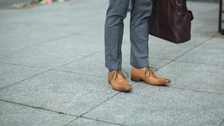 SHENTONISTA-David-Singapore-Finance-Shirt_Tailored-Jacket_Korea-Pants_TANGS-Shoes_Takashimaya-Bag_Italy-080115-UNIFORM-61