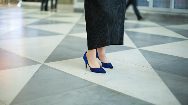 SHENTONISTA-Krista-Korean_Canadian-Artist-Dress_Issey_Miyake-Necklace_Grandmother-E2-80-99s-Shoes_Aldo-Bag_Anteprima-080115-UNIFORM-2