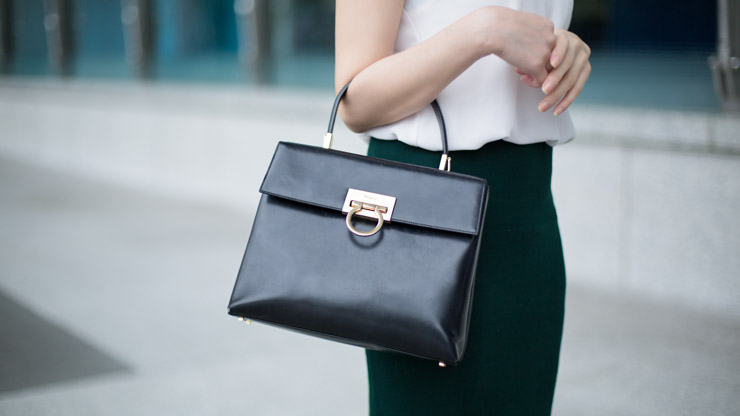 SHENTONISTA-Lianna-Shipping-China-Top_NewLook-Skirt_TopShop-Bag_Salvatore_Ferragamo-Shoes_Michael_Kors-30-2BJanuary-2C-2B2015-C2-A0-300115-UNIFORM-3