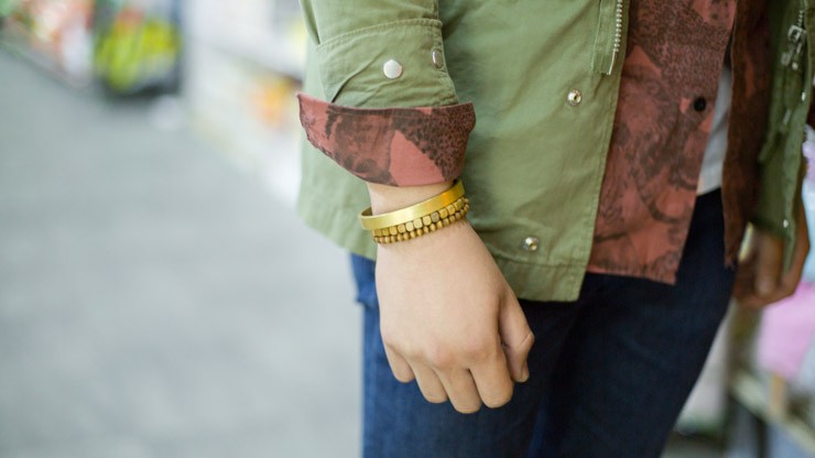 SHENTONISTA-Herbert-Singapore-Media-T-shirt_Neighborhood-Shirt_Stussy-Jacket_Wtaps-Watch_Rolex-Shoes_Red_Wings-Bracelets_HM-230415-UNIFORM-4