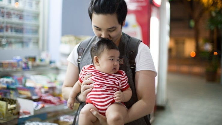SHENTONISTA-Mike-Singapore-Marketing-Vest_Topman-Shirt_Topman-Pants_Tailored-Shoes_Ed_Et_Al-Bag_Property_Of-Badge_FARM-230415-UNIFORM-8