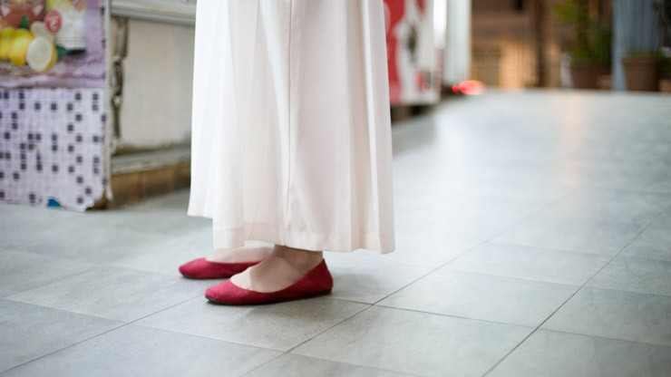 SHENTONISTA_Lay_Hiang_Singapore_Social_Media_Marketing_Shirt_Editor_s_Market_Pants_Bangkok_Shoes_H_M_Brooch_GOODSTUPH_Watch_Charles___Keith_230415_UNIFORM_4