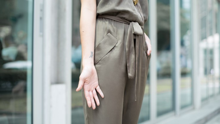 SHENTONISTA-Rachel-Copywriter-Singapore-Pantsuit_Topshop-Earrings_Thailand-Shoes_Topshop-080515-UNIFORM-4