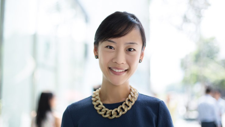 SHENTONISTA-Si_Qi-Singapore-Banking-Top_Zara-Necklace_Europe-Skirt_Zara-Shoes_Kenneth_Cole-Wallet_Celine-030715-UNIFORM-1