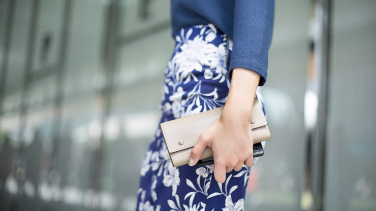 SHENTONISTA-Si_Qi-Singapore-Banking-Top_Zara-Necklace_Europe-Skirt_Zara-Shoes_Kenneth_Cole-Wallet_Celine-030715-UNIFORM-2