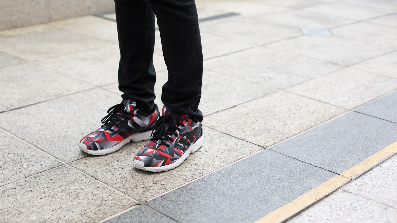 SHENTONISTA-Alex-Singapore-Photographer-Top_HM-Pants_Surrender-Shoes_Adidas-13082015-UNIFORM-2