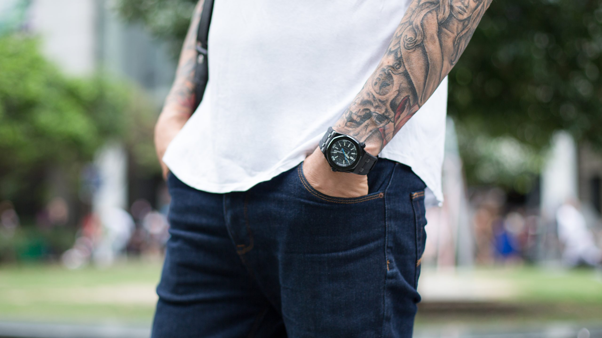 SHENTONISTA-Barry-Australia-Architecture_Property_Development-Hat_Highs__Lows-Sunnies_Ray_Bans-Tshirt_White_Label-Jeans_Nudie-Shoes_Havaianas-Bag_Braun_Buffel-Watch_Audemars_Piguet